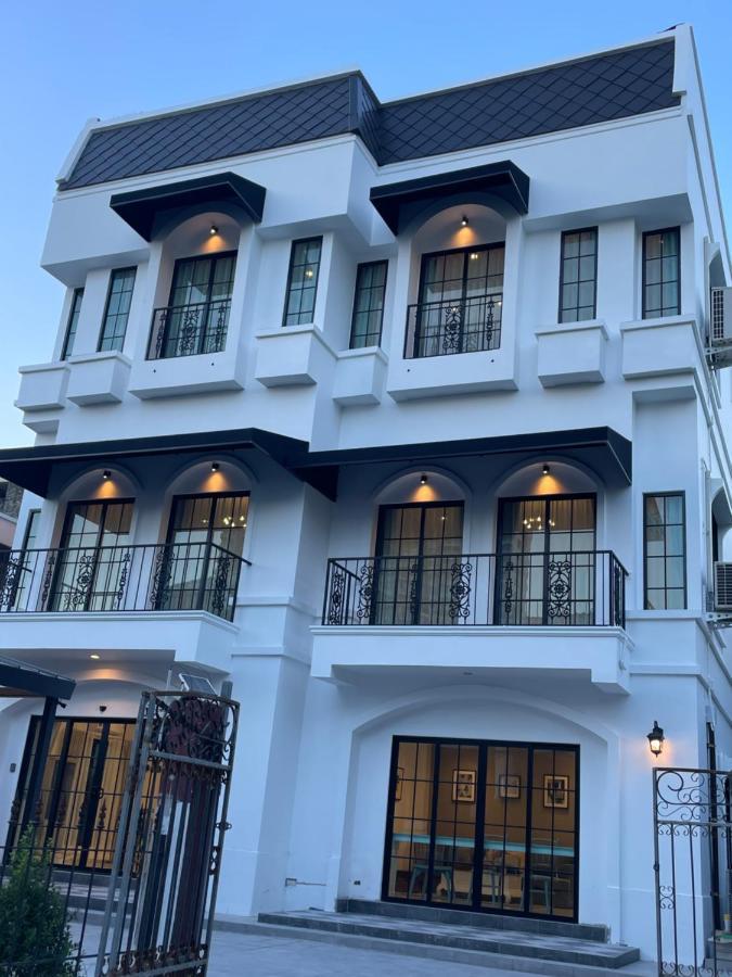 Casa Luna Bangkok Buitenkant foto